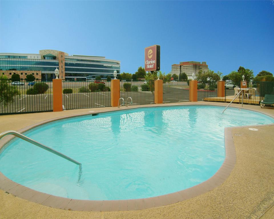 Pan American Inn And Suites Albuquerque Exteriör bild